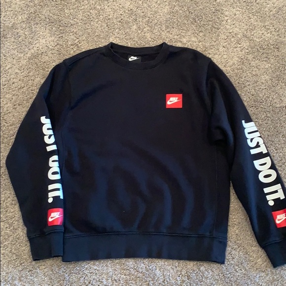 Nike Other - Nike sweatshirt - men’s size small